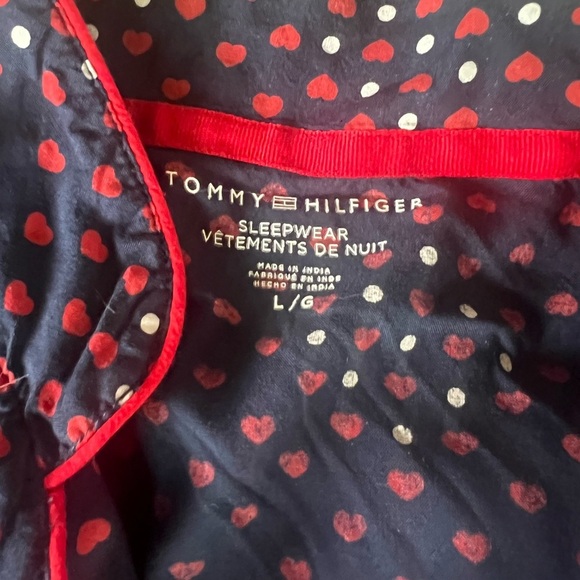 Tommy Hilfiger Valentine Day Pajama Set Large elastic waist short sleeve SOFT. - Picture 7 of 9